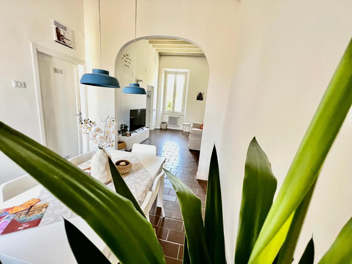 Relax & Design A Pochi Passi Dalla Stazione Florence Ngoại thất bức ảnh