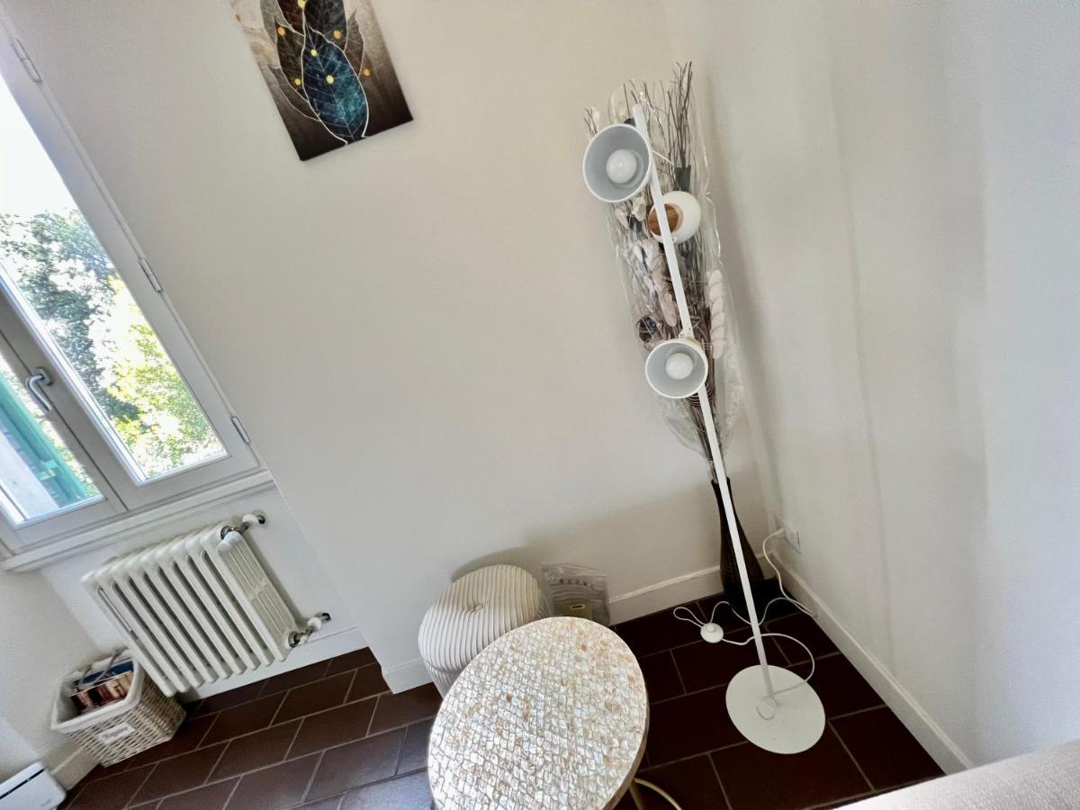 Relax & Design A Pochi Passi Dalla Stazione Florence Ngoại thất bức ảnh